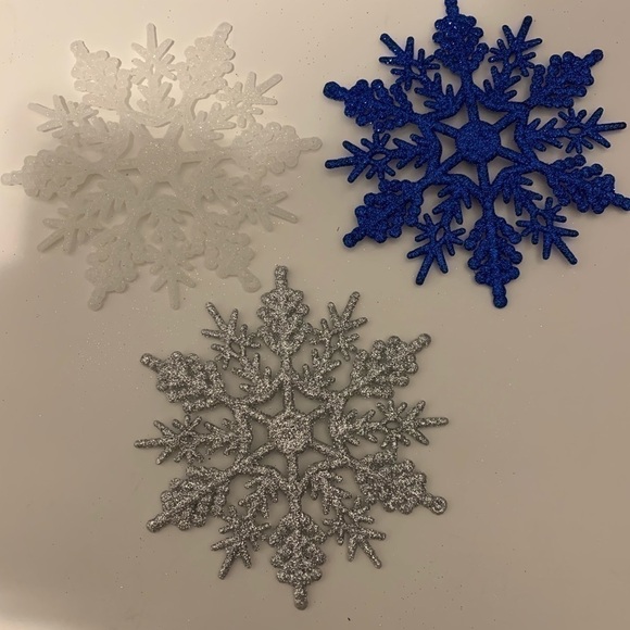 Glitter Snowflakes Christmas Ornaments - Picture 1 of 6